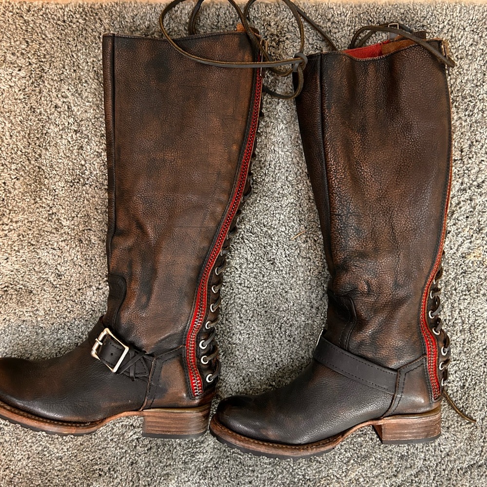 Freebird Lancaster Size 8